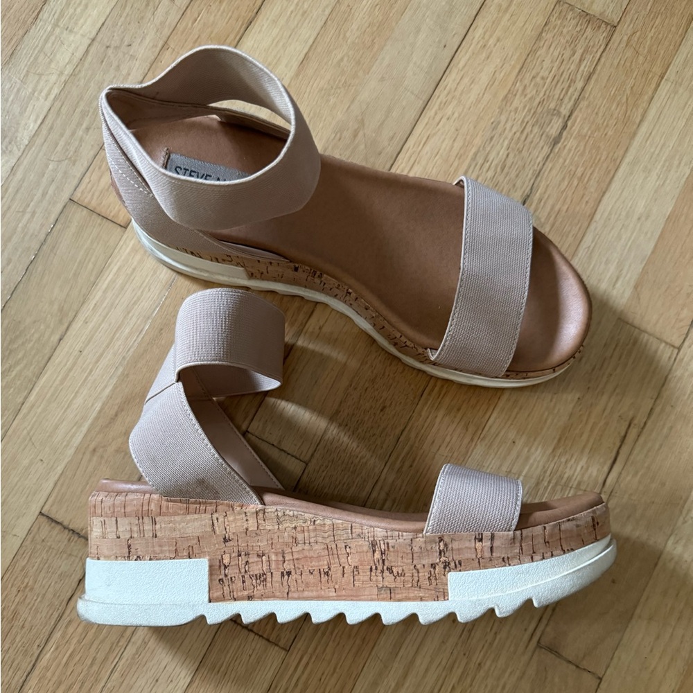 Steve Madden Platform sandals Bandi